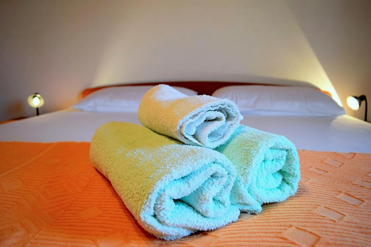 Zoro Apartments Palit Экстерьер фото