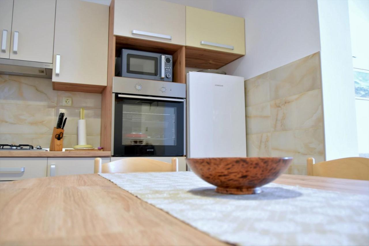 Zoro Apartments Palit Экстерьер фото