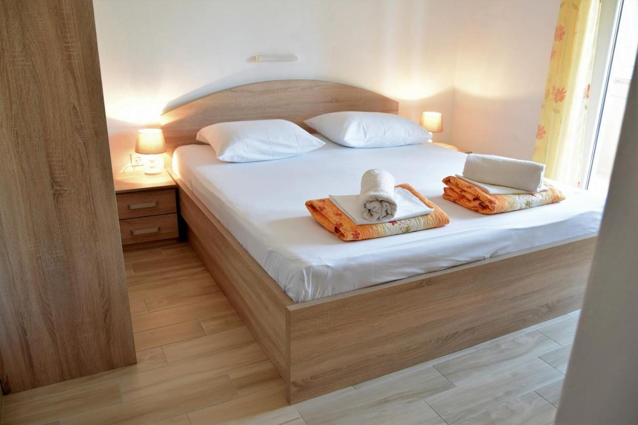 Zoro Apartments Palit Экстерьер фото